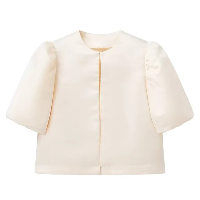 Carmen | Blusa satinada con mangas abullonadas