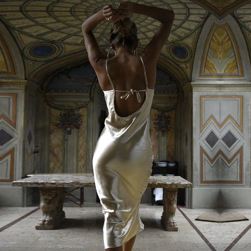 Clara | Vestido satinado elegante