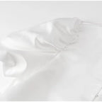 Carmen | Blusa satinada con mangas abullonadas